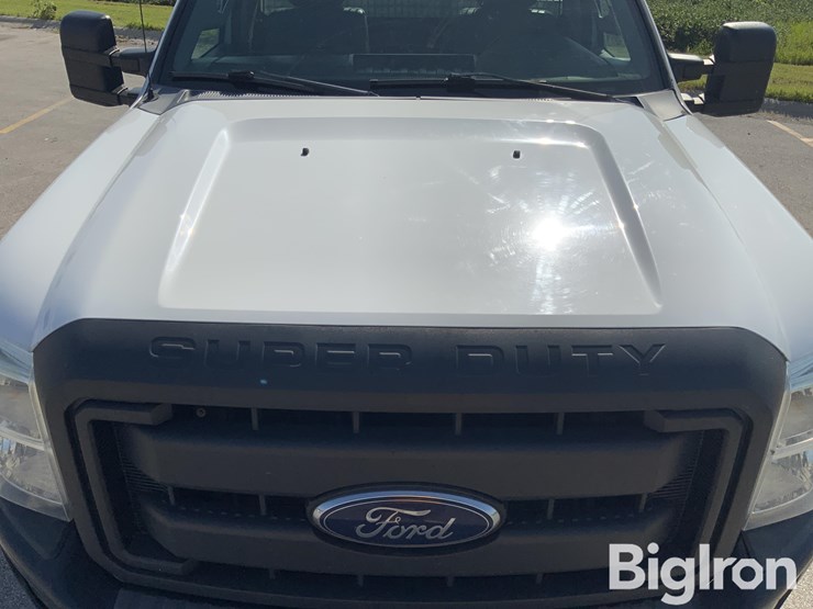 2013-ford-f250-xl-image-10