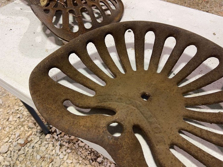 (3)-cast-iron-seats-image-8