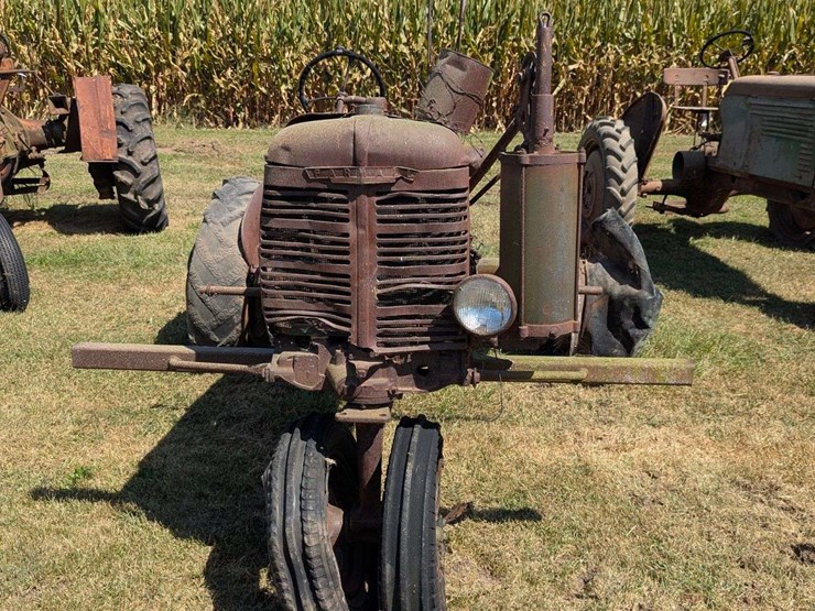 farmall-b-image-2