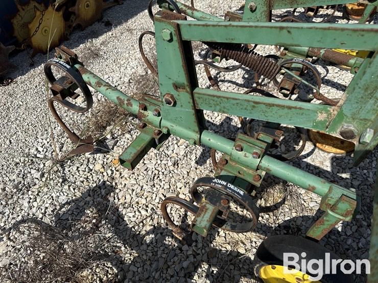 john-deere-6-image-12