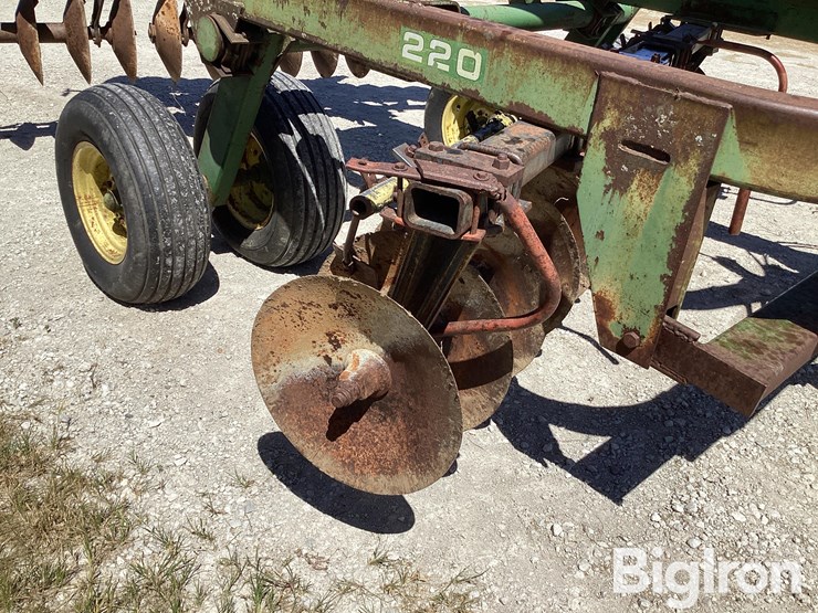 1978-john-deere-220-image-14
