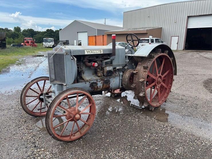 wallis-20-30-tractor-image-7