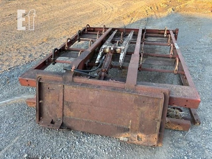 hoelscher-100-square-bale-grapple-image-5
