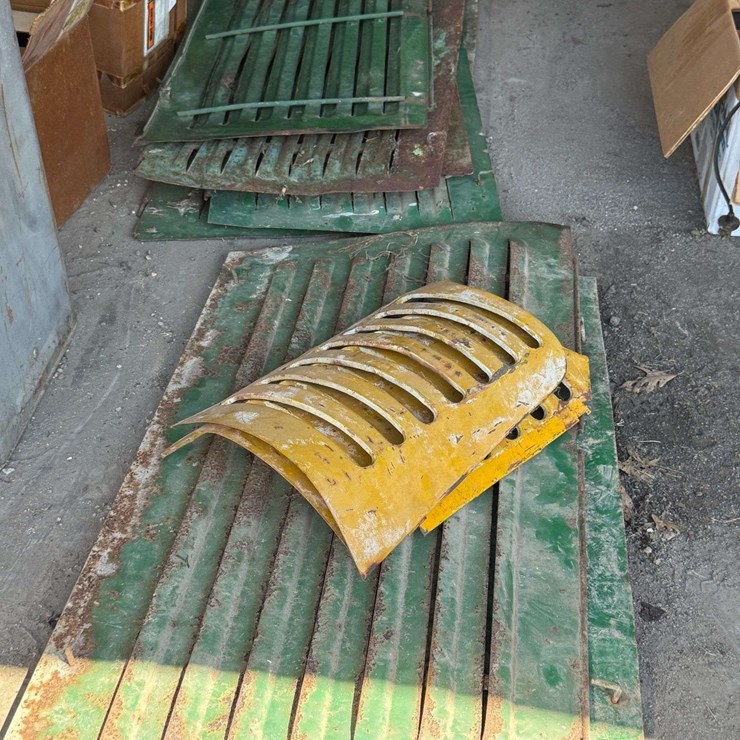 Side Panels and Grille