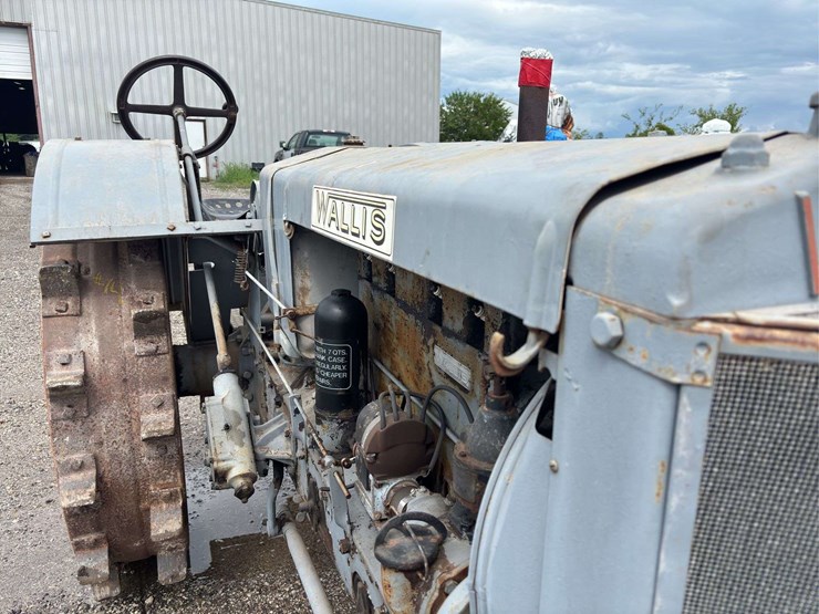 wallis-20-30-tractor-image-13