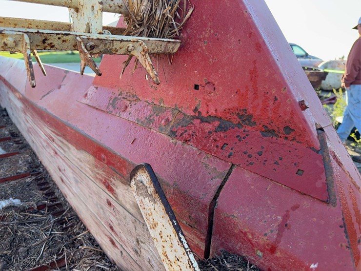 international-manure-spreader-image-29
