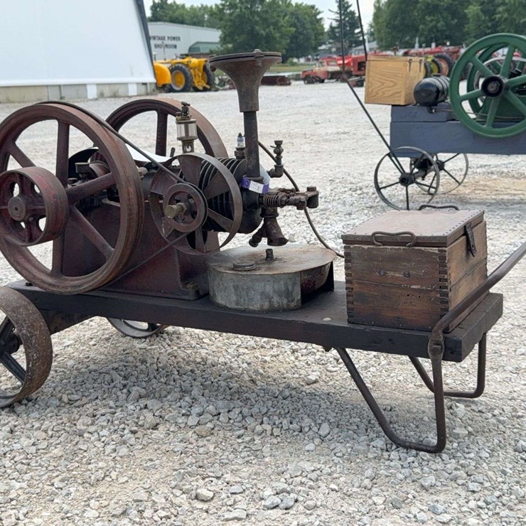 International Tom Thumb Engine