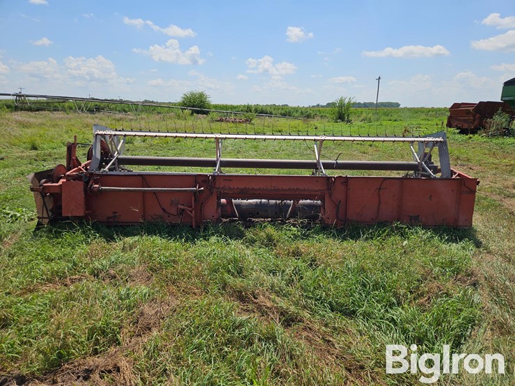massey-ferguson-1859-image-6