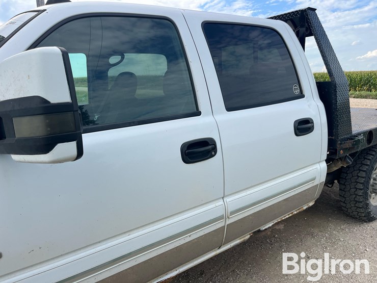 2004-chevrolet-silverado-2500-image-14