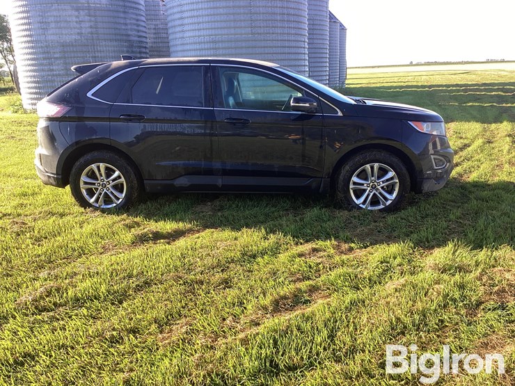 2016-ford-edge-sel-image-4