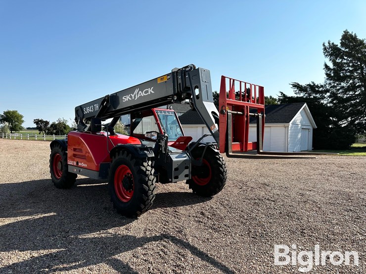 2020-skyjack-sj643th-image-3