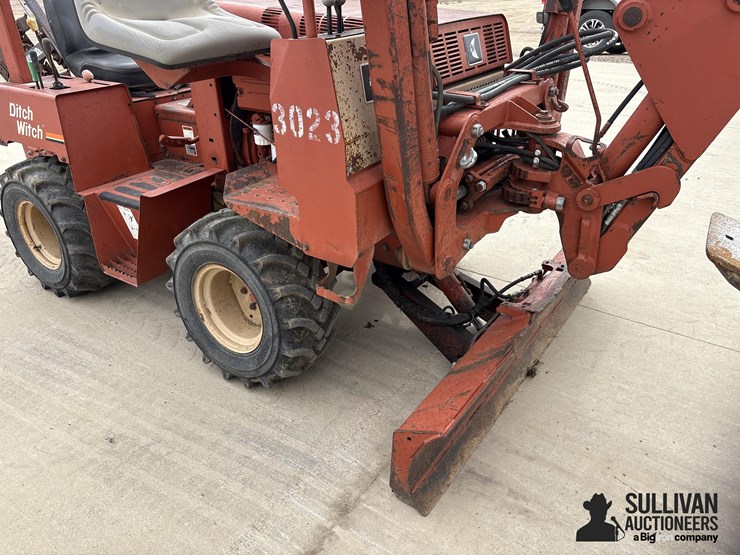 ditch-witch-3610dd-image-16