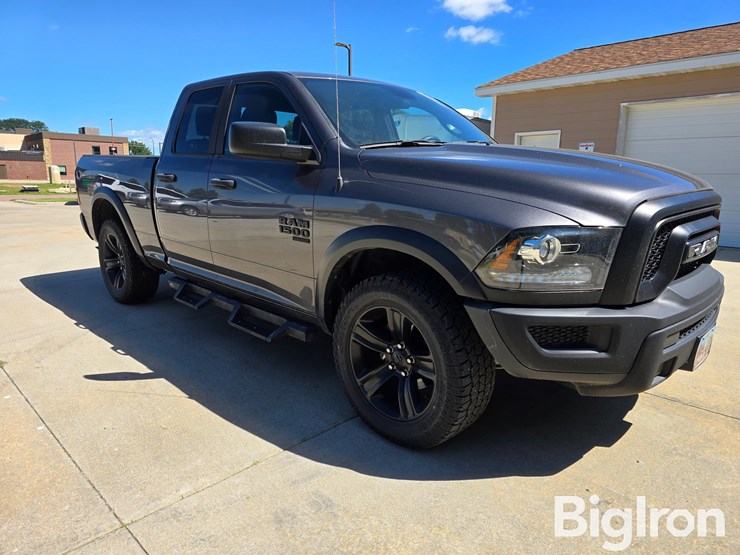 2021-ram-1500-classic-image-3