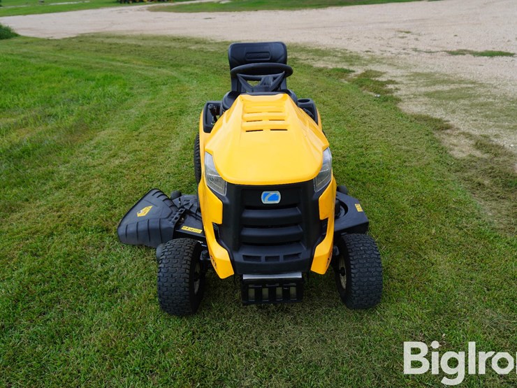 2019-cub-cadet-lt50-50"-lawn-tractor-image-2