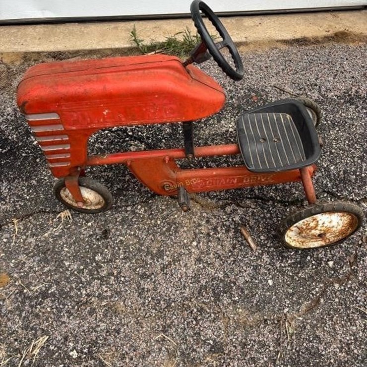 Power Trac Pedal Tractor