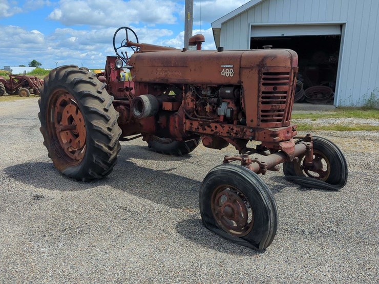 mccormick-farmall-diesel-400-wf-image-3