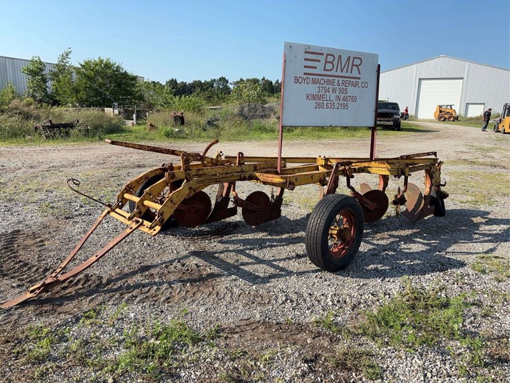 minneapolis-moline-plow-image-7