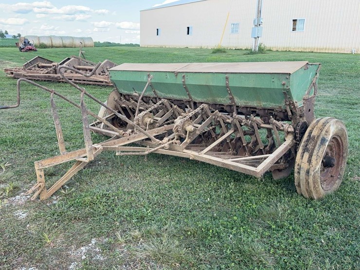 8ft-grain-drill-image-8