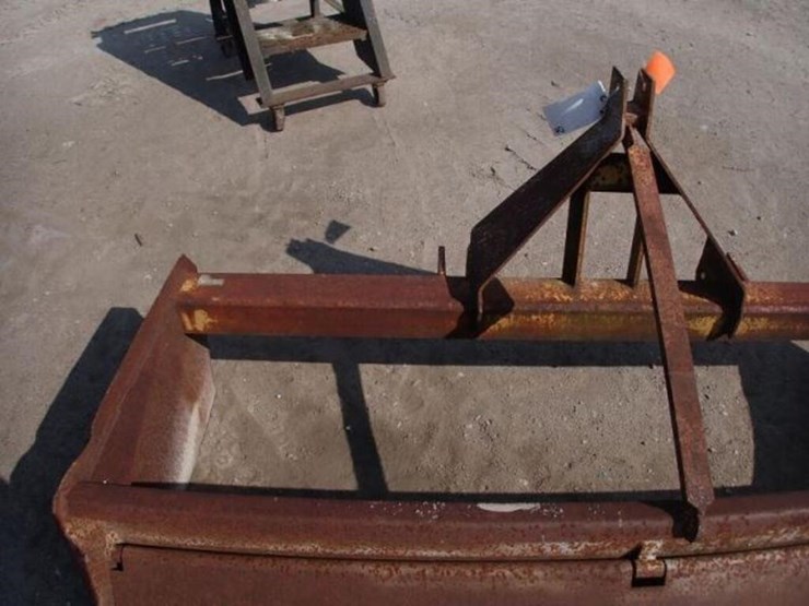 84-in.-3-pt-hitch-box-scraper-image-14