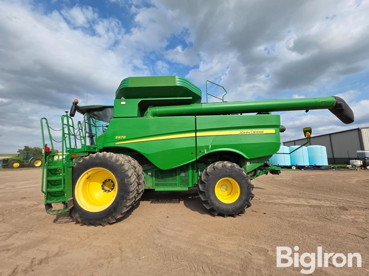 2012-john-deere-s670-image-8