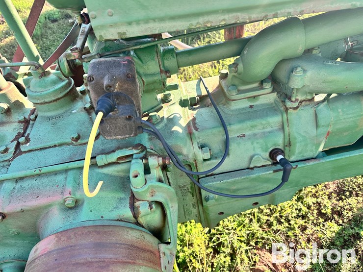 john-deere-b-image-15