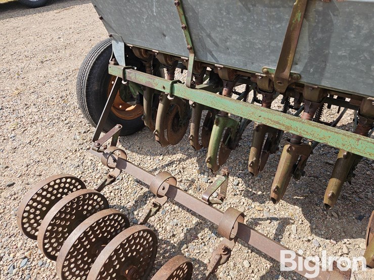 john-deere-10-image-18