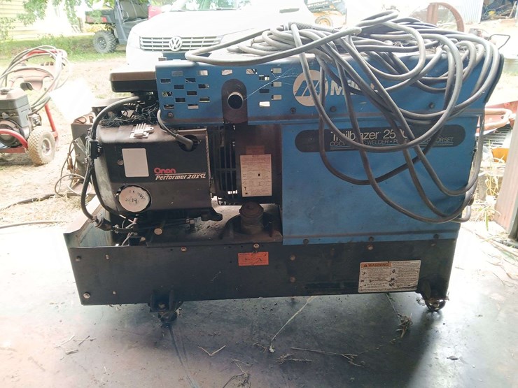 miller-welder/generator-image-3