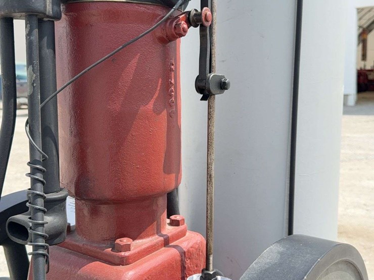3-hp-international-harvester-“famous”-vertical-engine-image-18