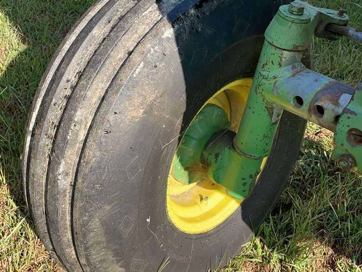 john-deere-4620-image-25