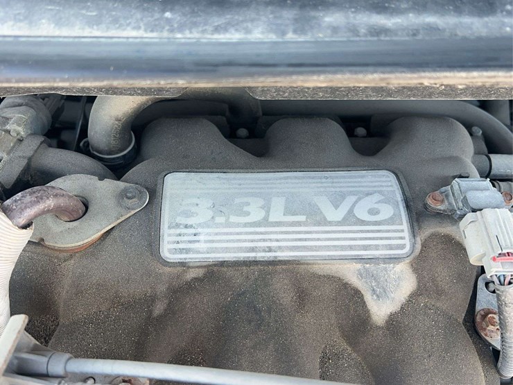 2006-chrysler-town-&-country-image-9