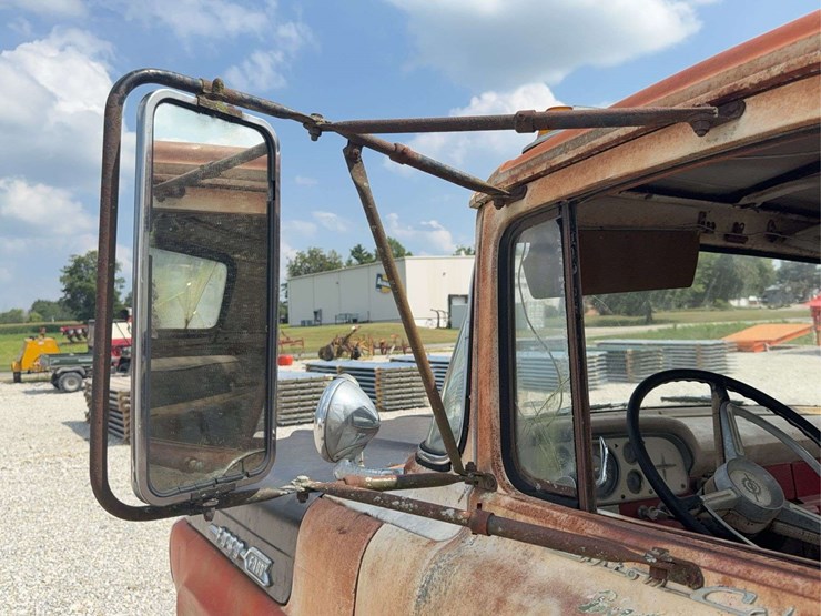 1960-ford-f350-image-26
