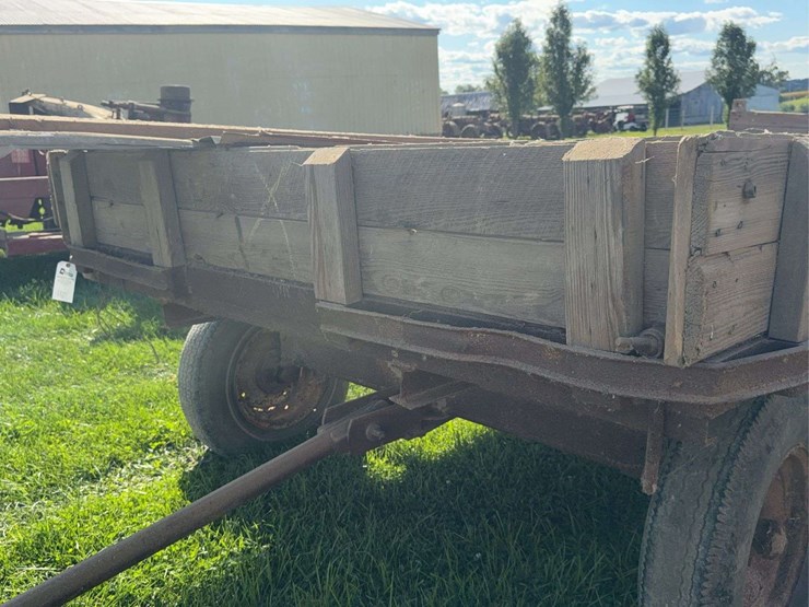 hay-wagon-image-9