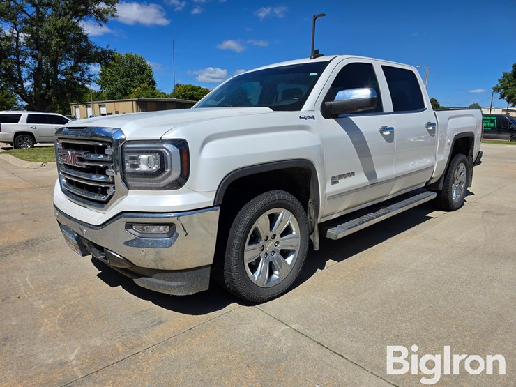 2018-gmc-sierra-1500-slt-image-1