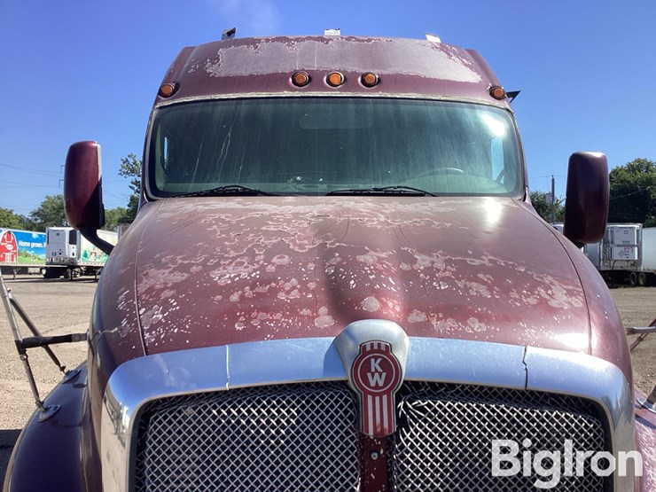 2007-kenworth-t2000-image-11