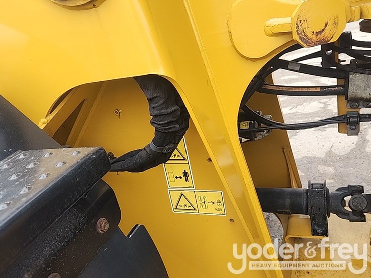2018-caterpillar-910m-image-26