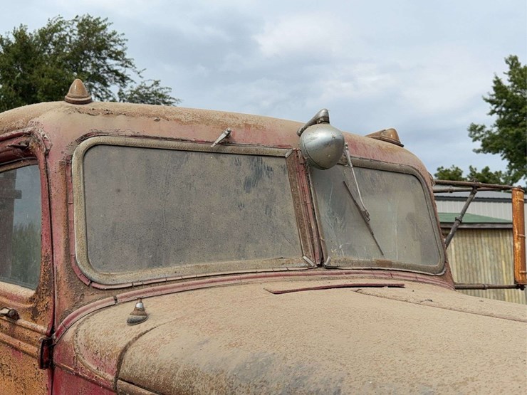 federal-grain-truck-image-77