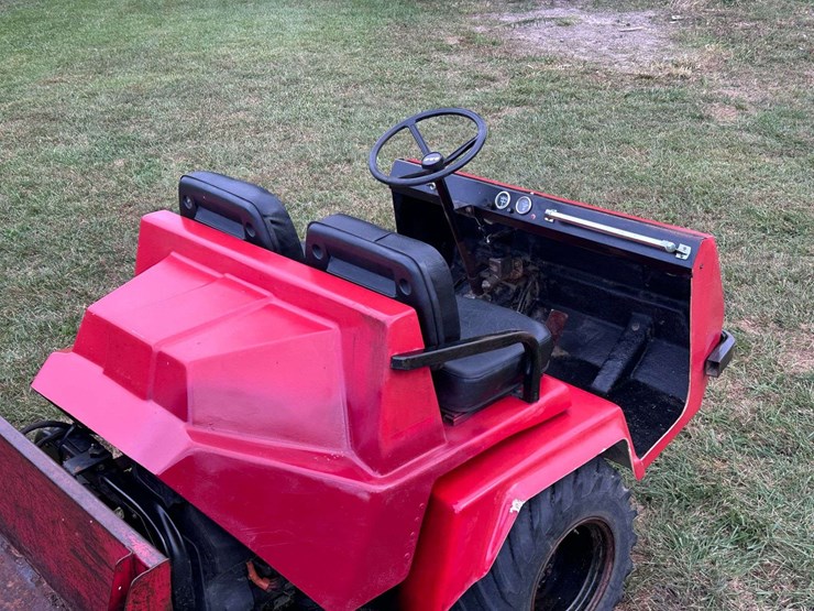 pug-badlands-4x4-articulating-utv-with-hydraulic-dump-bed-image-26