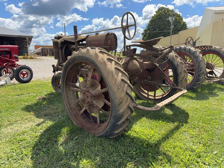 farmall-f-20-image-7