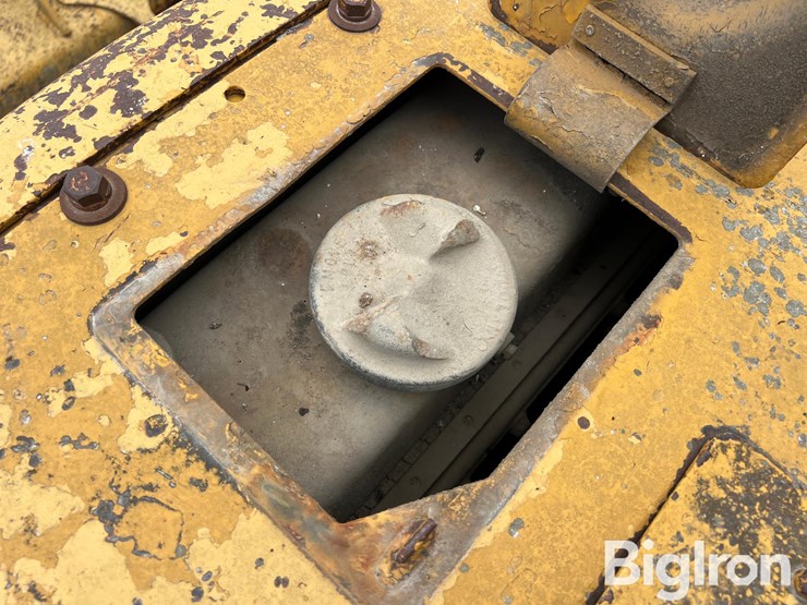 1977-caterpillar-955l-image-10