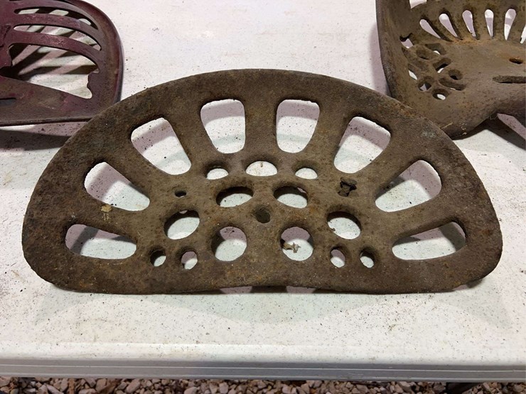 (3)-cast-iron-seats-image-7