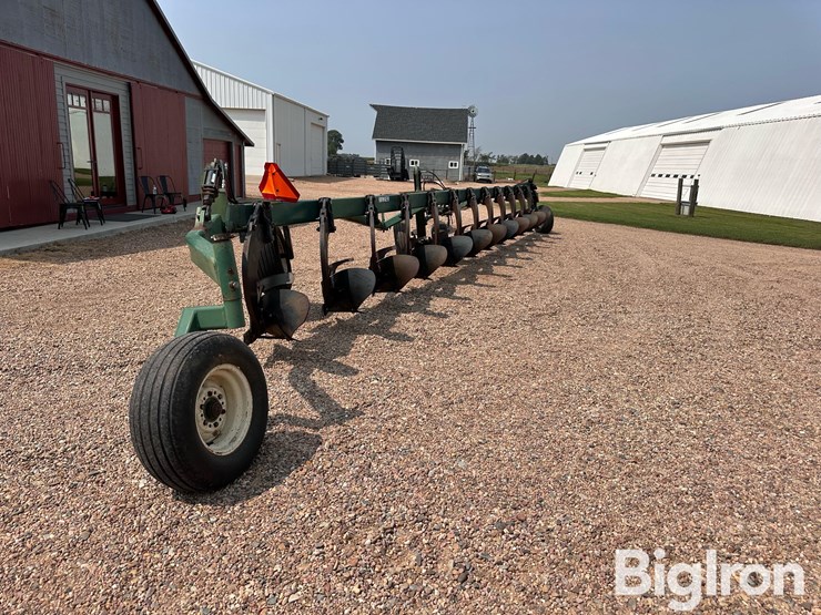 baker-12-16”-12-bottom-land-plow-image-6