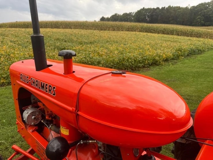 1949-allis-chalmers-wf-tractor-image-13