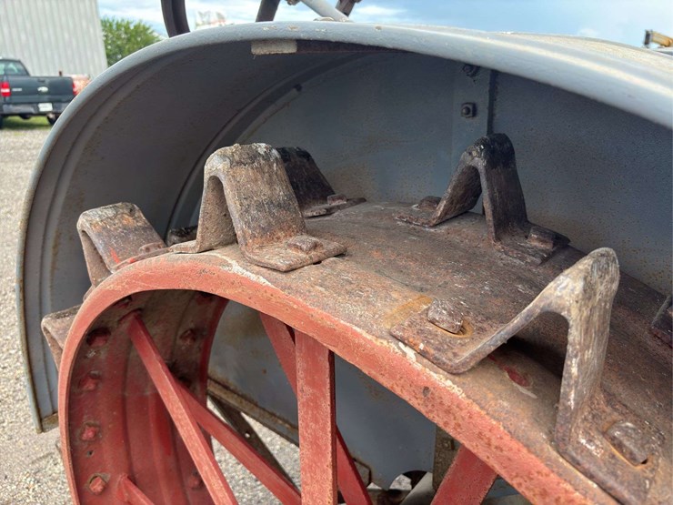wallis-20-30-tractor-image-27