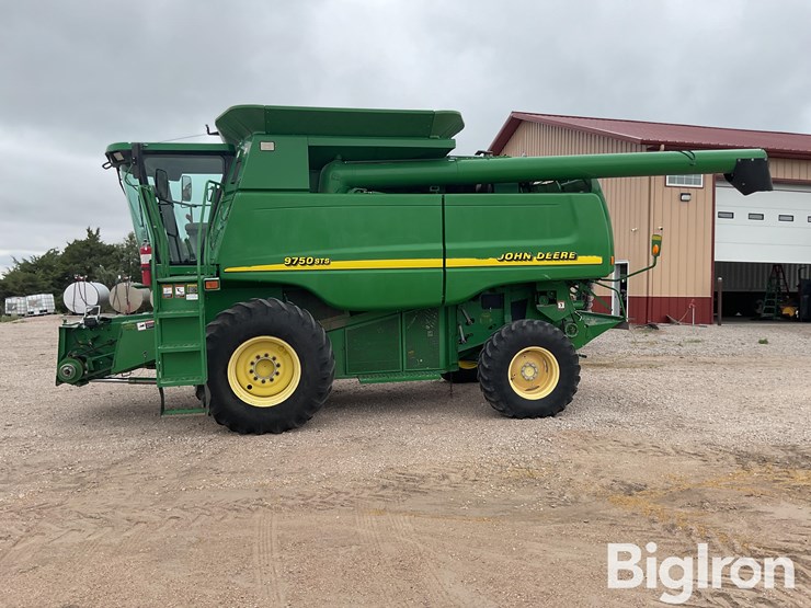2001-john-deere-9750-sts-image-8