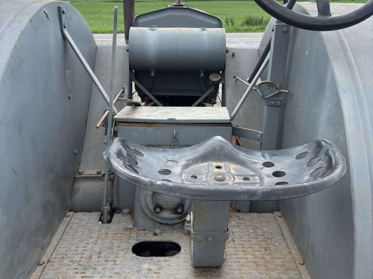 wallis-20-30-tractor-image-35