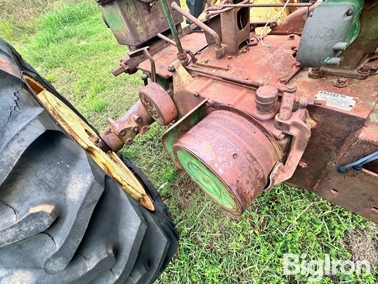john-deere-a-image-12