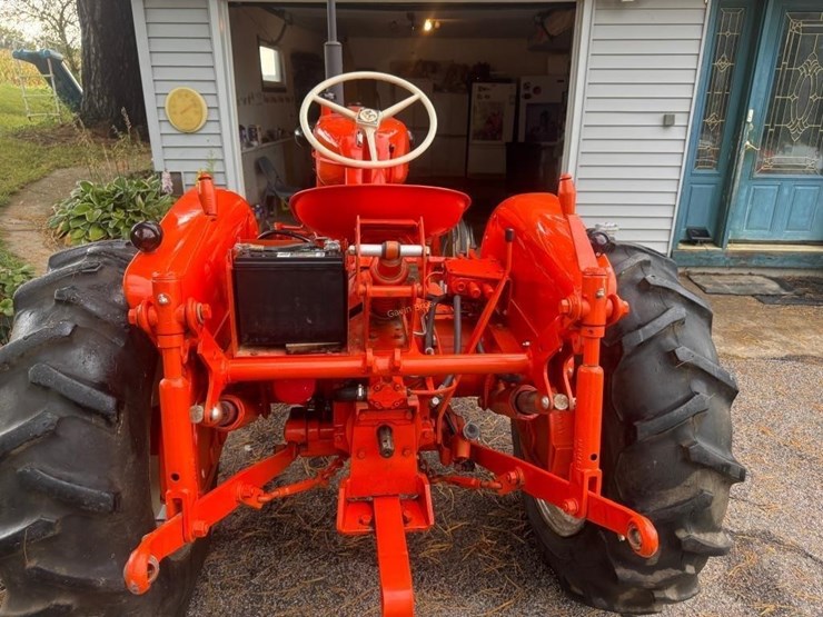 allis-chalmers-d10-series-ii-tractor-image-7