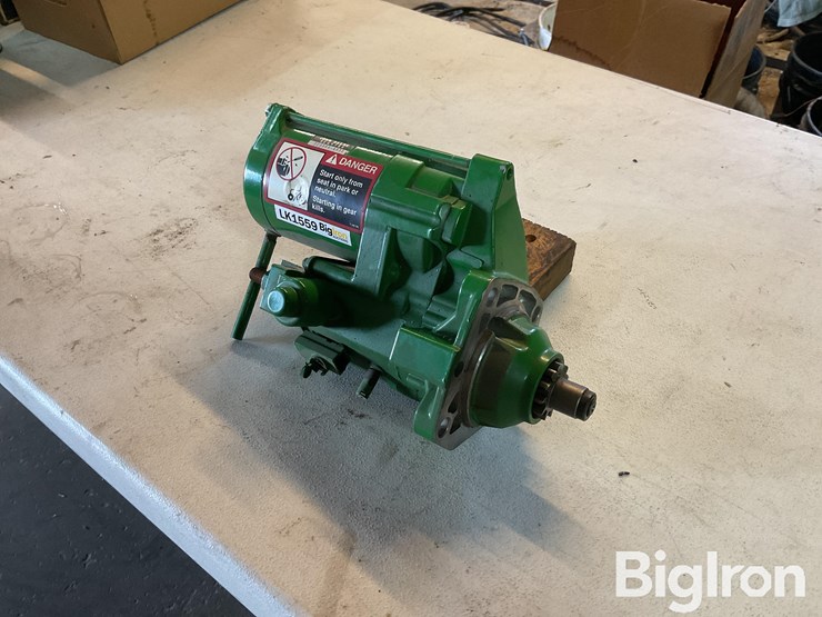 john-deere-12-image-1
