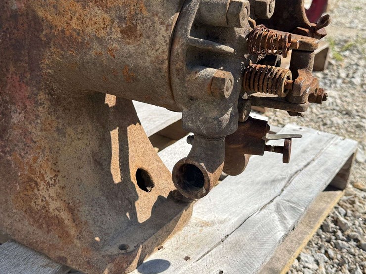 economy-hit-&-miss-gas-engine-image-17