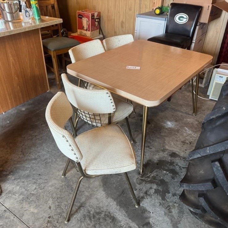 Chrome Table & 4 Chairs